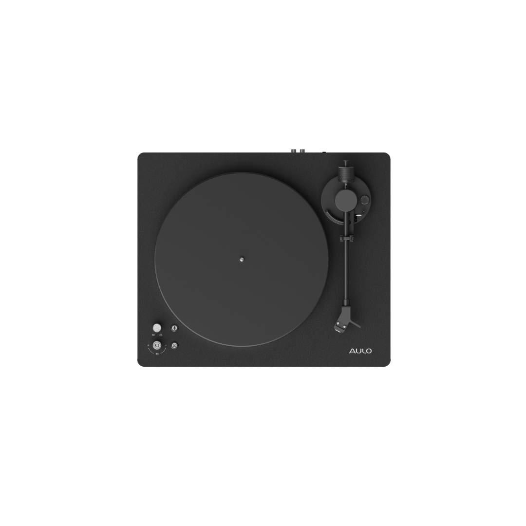 Bovenaanzicht van de Aulo in het zwart: plateau, toonarm en Audio-Technica-element