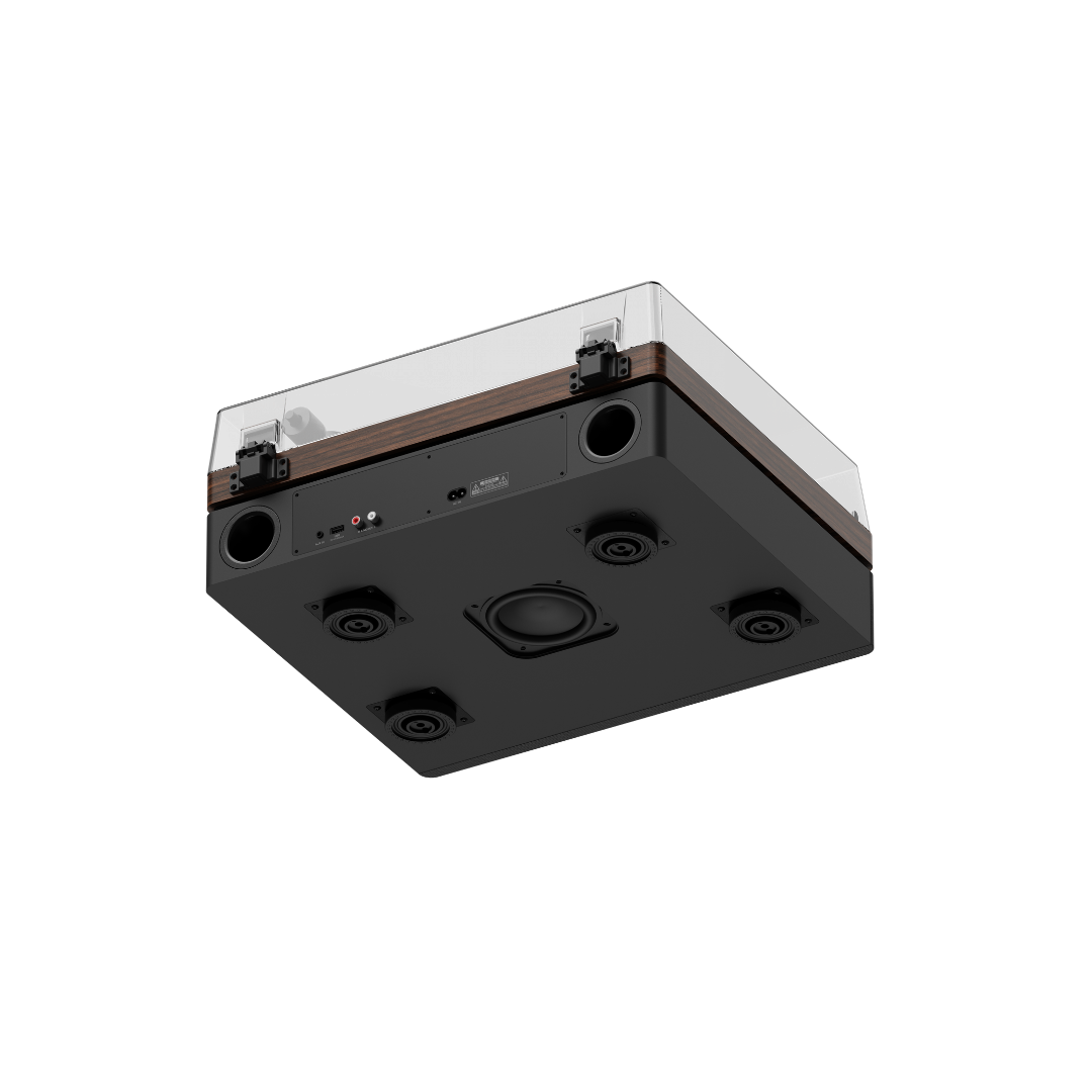 Onderzijde van de Aulo met de 60W subwoofer en de rubberen voeten